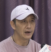 width, 运闭幕会上, 但是导演还