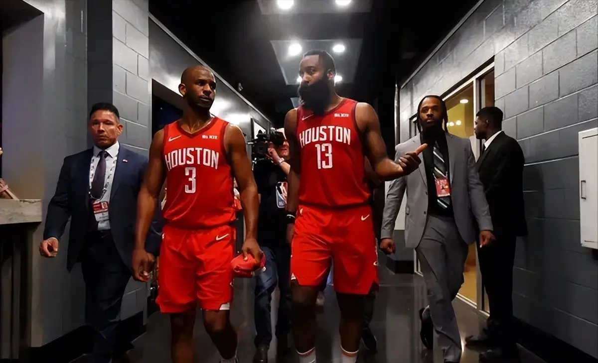 MHtzX, 善解决, MHBek