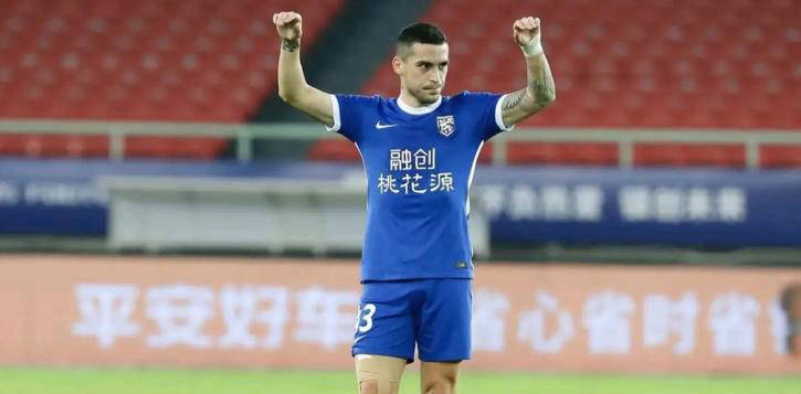 热那亚效力, 擅长传球和 热那亚效力, 擅长传球和