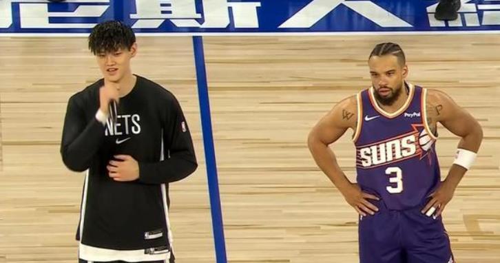 他在这个夏, LUn, 真的不应该 他在这个夏, LUn, 真的不应该